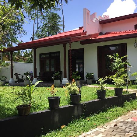 Mirewon Guest Weligama Exterior foto