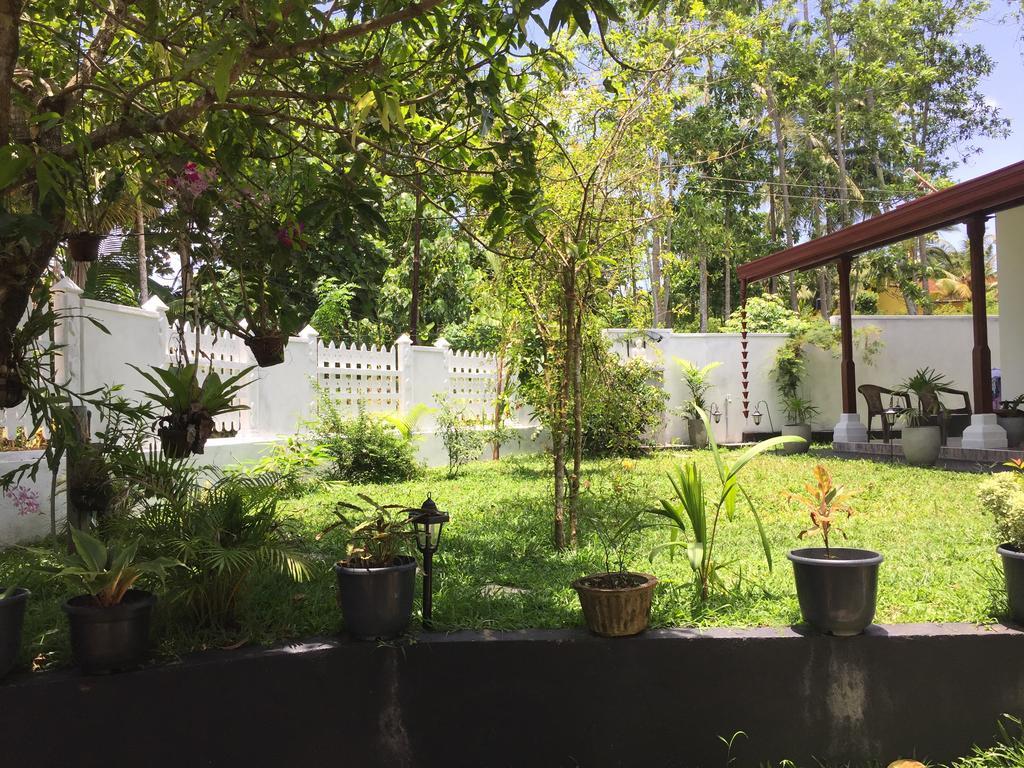 Mirewon Guest Weligama Exterior foto